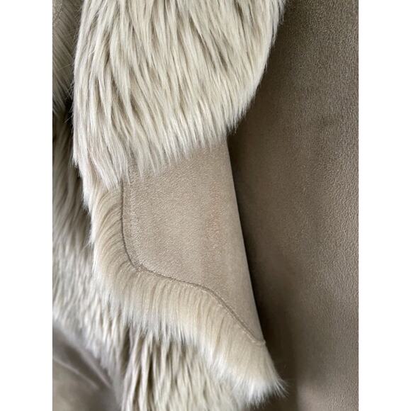 Donna Salyers Fabulous Furs Luxe Like New Faux Fur Shearling Tan Overcoat Small - Picture 16 of 16